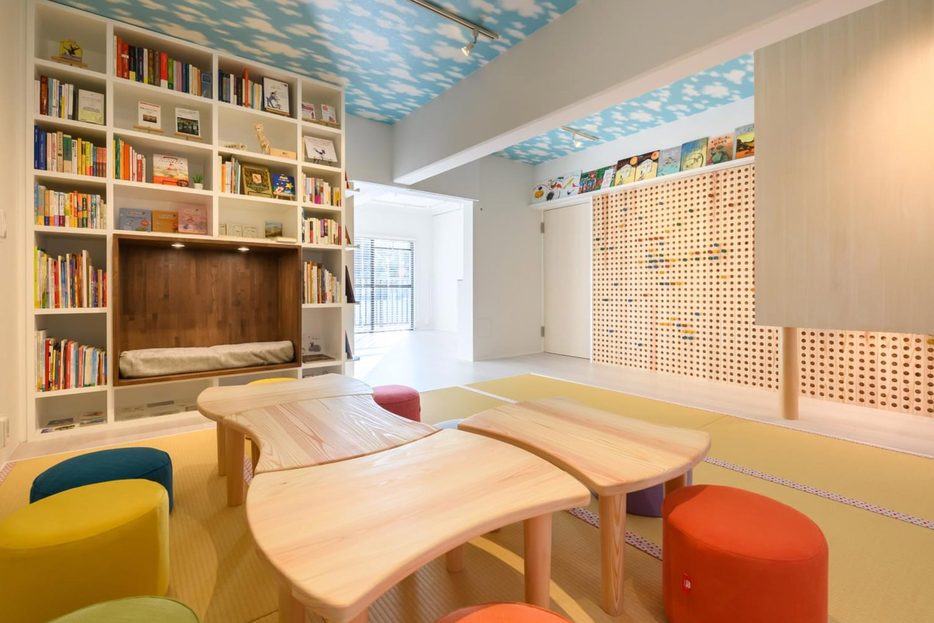 Keycafe Brings Flexible Check-In and Easy Adminstration to Ehon Hotel